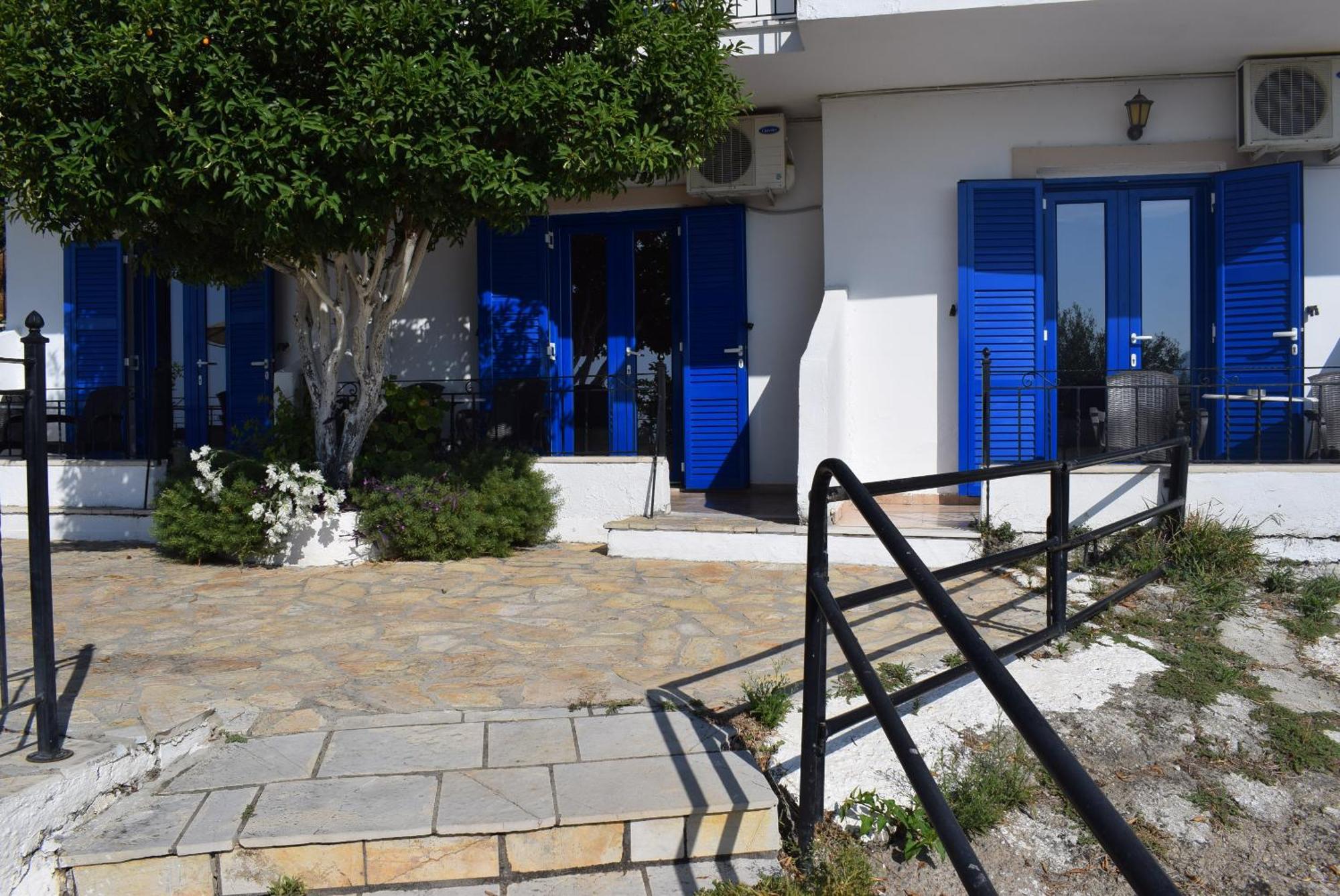 Manol Studios Corfu Paleokastritsa Exterior photo